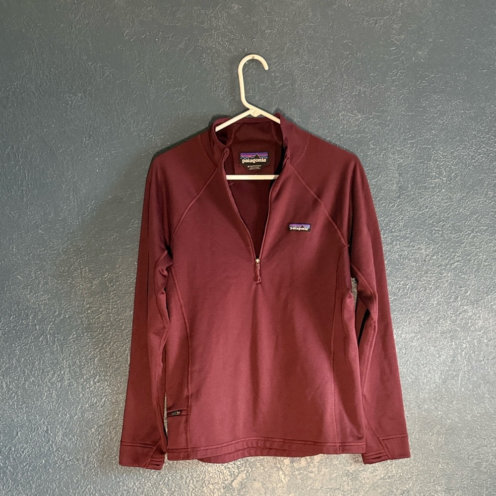 PATAGONIA Maroon Quarter-Zip Sweatshirt with Thumb Holes